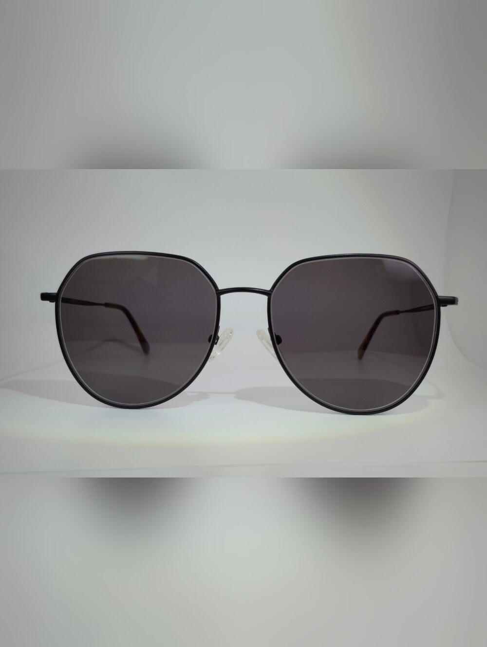 Carlsbad. Classic Round Metal Frame. Lightweight Anodized Black